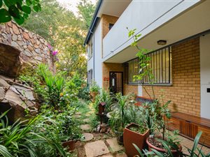 3 Bed Apartment in La Montagne