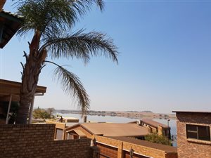 3 Bed House in Bronkhorstbaai