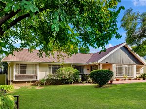 8 Bed House in Winston Ridge