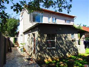 4 Bed House in Malvern