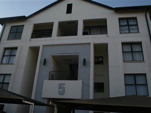 3 Bed Apartment in Greenstone Hill