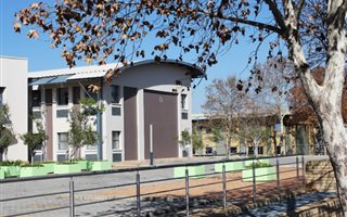 720 m² Office Space in Randjesfontein