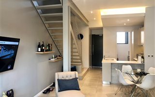2 Bedroom Apartment in Rosebank