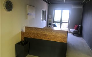 60 m² Office Space in Olivedale
