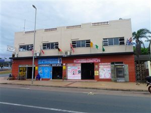 Commercial space in Warner Beach