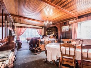 5 Bed House in Vandermerweskroon