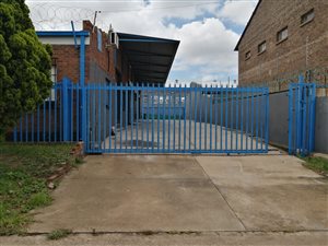1300 m² Industrial space in Booysens