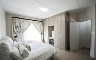 3 Bedroom Cluster in Equestria