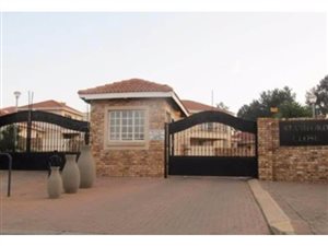 2 Bed Townhouse in Honeydew