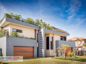 4 Bed House in Ebotse Estate