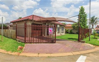 3 Bedroom House in The Orchards