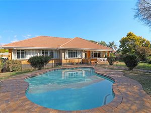 4 Bed House in Rouxville