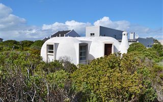 2 Bedroom House in Suiderstrand