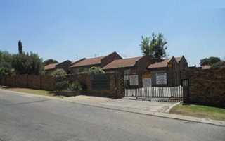 2 Bedroom Townhouse in Birchleigh