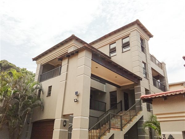 4 Bed Townhouse for sale in Amanzimtoti | T3150441 ...