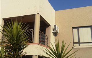 2 Bedroom Apartment in Vanderbijlpark SW