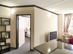 0.5 Bed Flat in Johannesburg Central