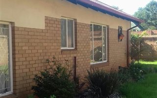 3 Bedroom Townhouse in Ben Fleur