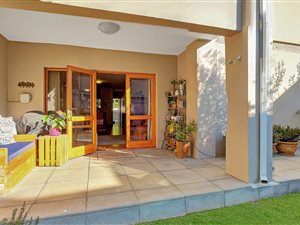 2 Bed Apartment in Elton Hill