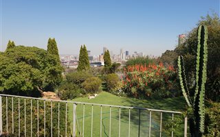 1 Bedroom Garden Cottage in Observatory
