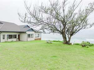 6 Bed House in Salt Rock