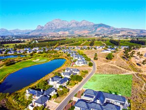 1440 m² Land available in Pearl Valley On Val De Vie