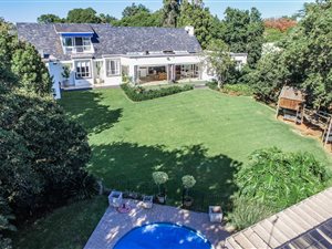 5 Bed House in Waterkloof Ridge