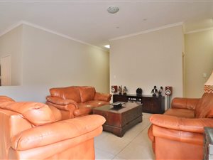 3 Bed House in Burgundy Estate