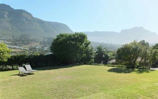 4 Bedroom House in Hout Bay and surrounds