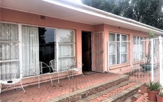 5 Bedroom House in Despatch