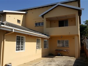 6 Bed House in Belvedere