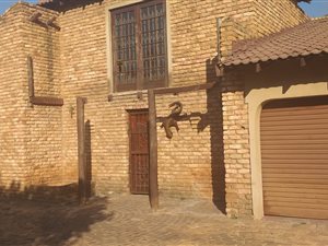 3 Bed House in Denneoord