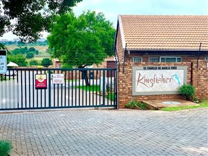 2 Bed Townhouse in Highveld