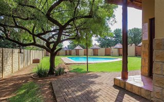 3 Bedroom Townhouse in Edenglen