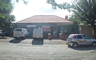 Commercial space in Primrose