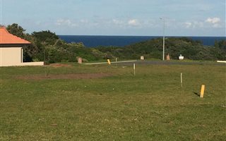 812 m² Land available in Glen Gariff