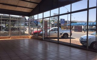 500 m² Retail Space in Gezina