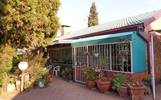 3 Bedroom House in Vanderbijlpark SW5