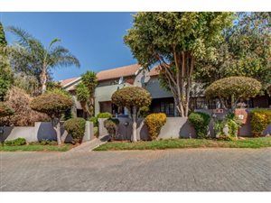 1 Bed Apartment in Radiokop