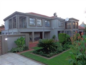 4 Bedroom House in Centurion Golf Estate
