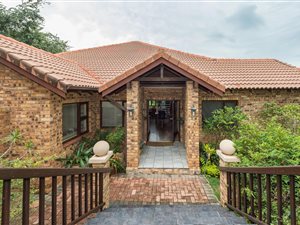 3 Bed House in White River Country Estate