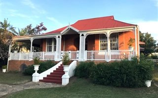 5 Bedroom House in Pelham