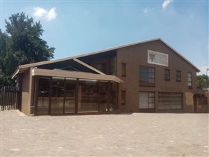 1000 m² Commercial space in Glenanda