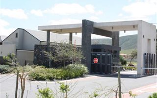 2 Bedroom House in Plattekloof
