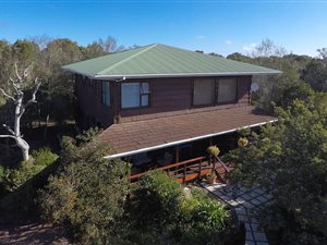 4 Bed House in The Crags