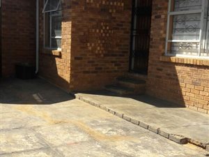 2 Bed House in Soshanguve