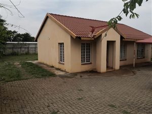 3 Bed Cluster in Rustenburg North