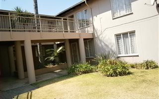 1 Bedroom Townhouse in Radiokop