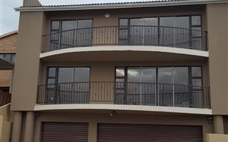 2 Bedroom Apartment in Northcroft