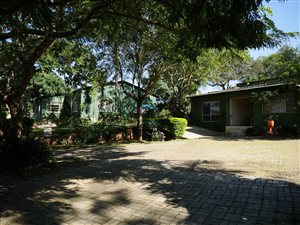 4.6 ha Farm in White River AH